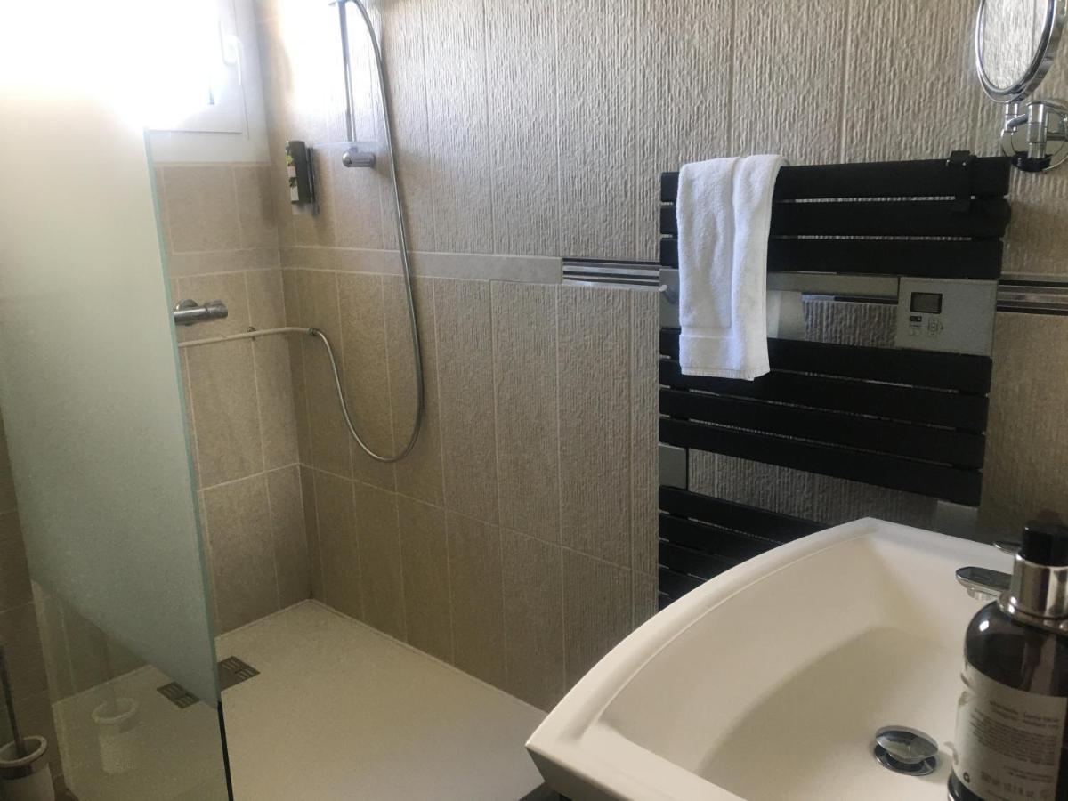 Logis Hotel Restaurant Spa Les Balcons De L'Esperance Limeuil エクステリア 写真